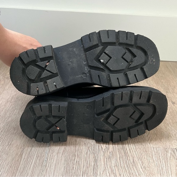 Carvela Lug Sole Boot - Picture 9 of 9